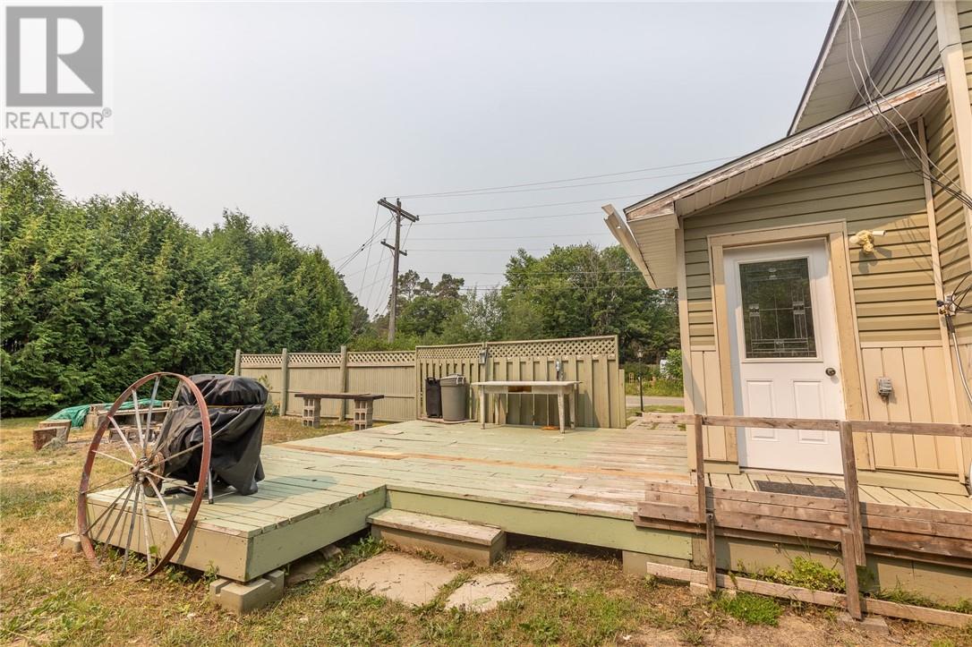 305 Lowe Street - 42