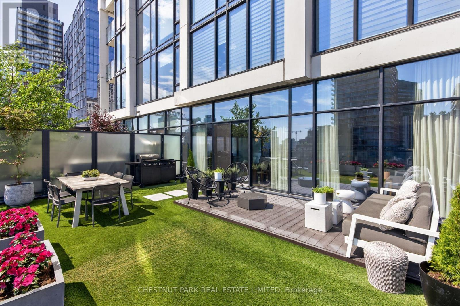 #902 55 ONTARIO STREET - Image 24