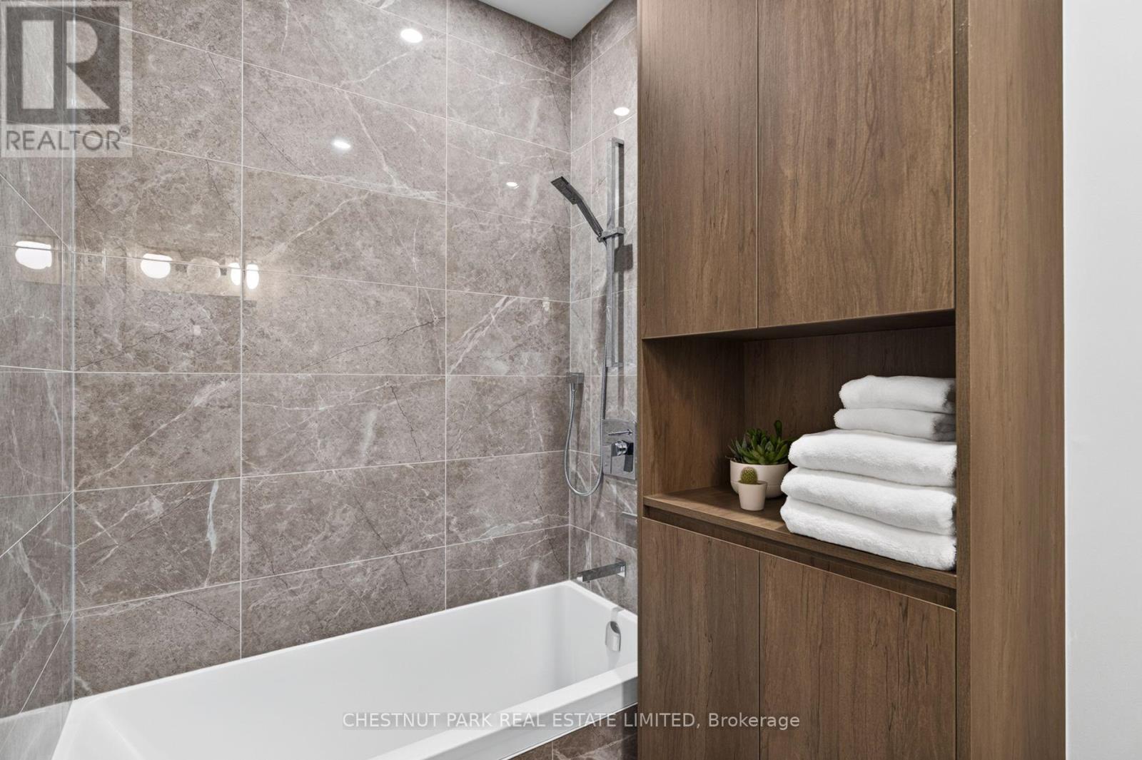 #902 55 ONTARIO STREET - Image 15