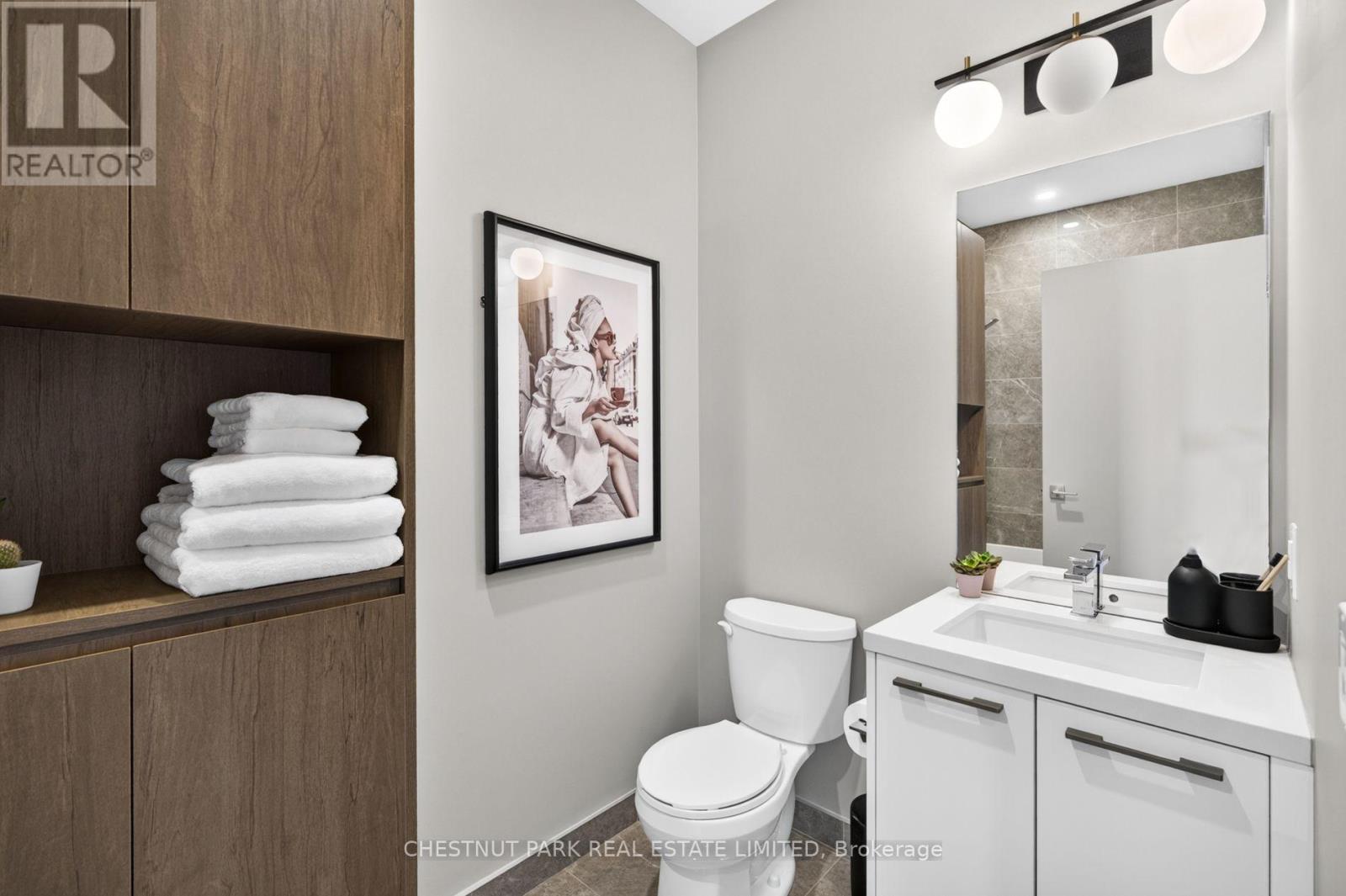 #902 55 ONTARIO STREET - Image 16