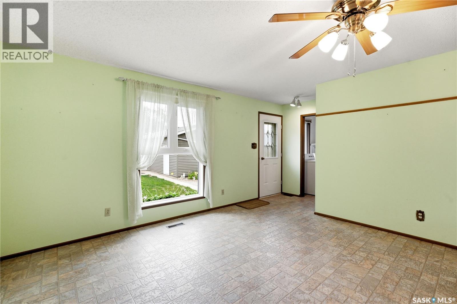 705 Main STREET - 17