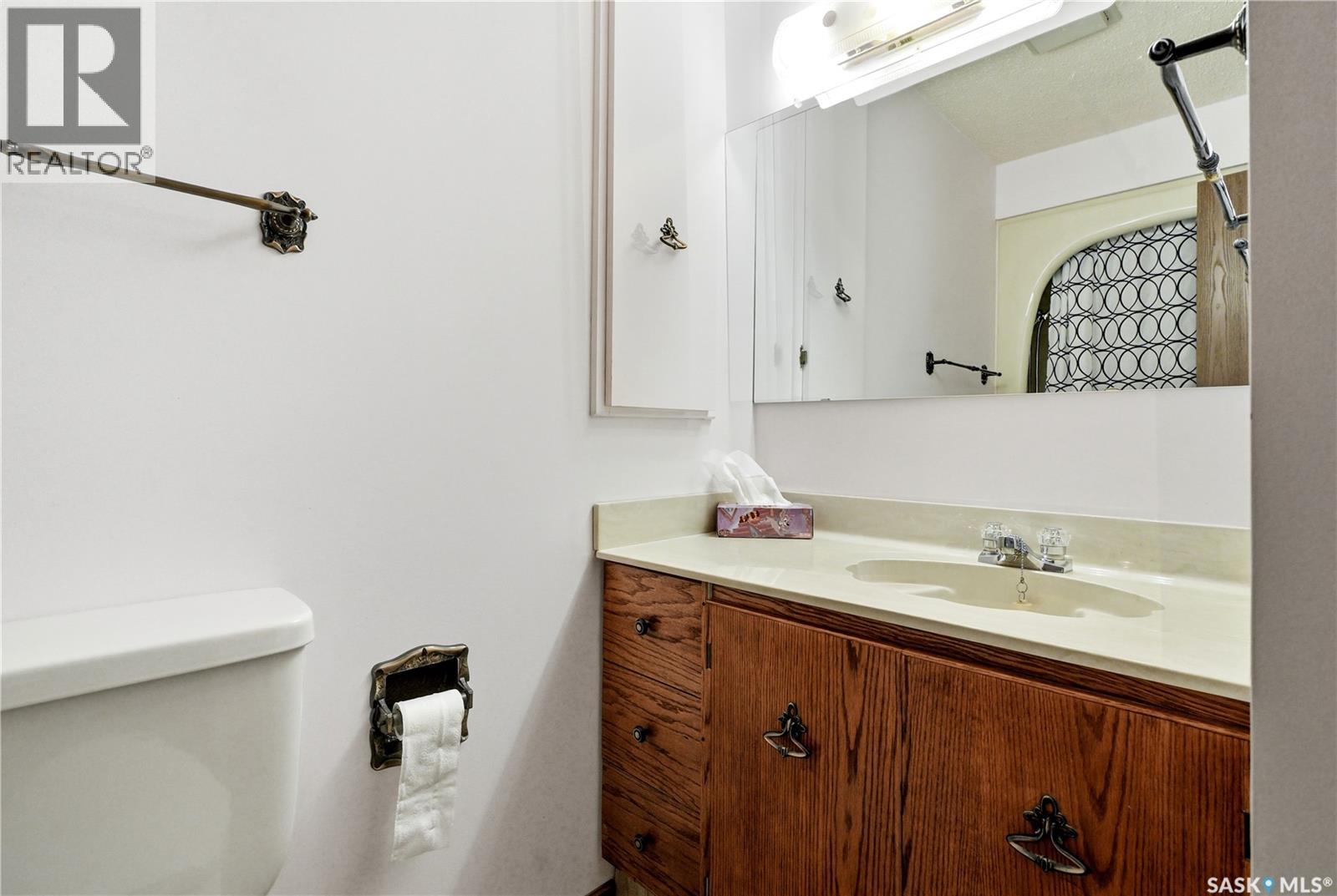 705 Main STREET - 21