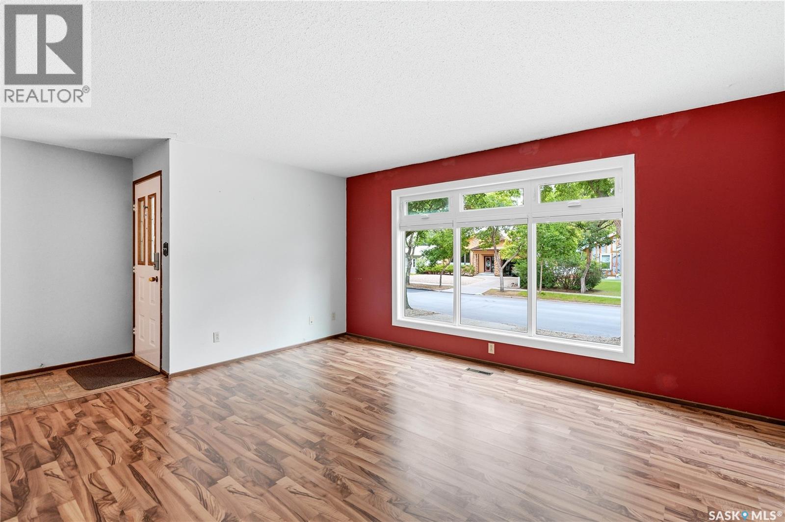 705 Main STREET - 3