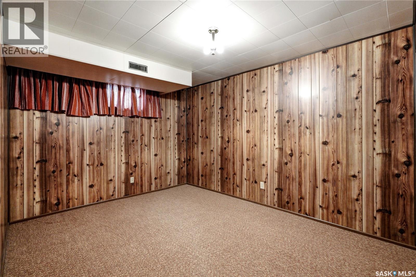 705 Main STREET - 38