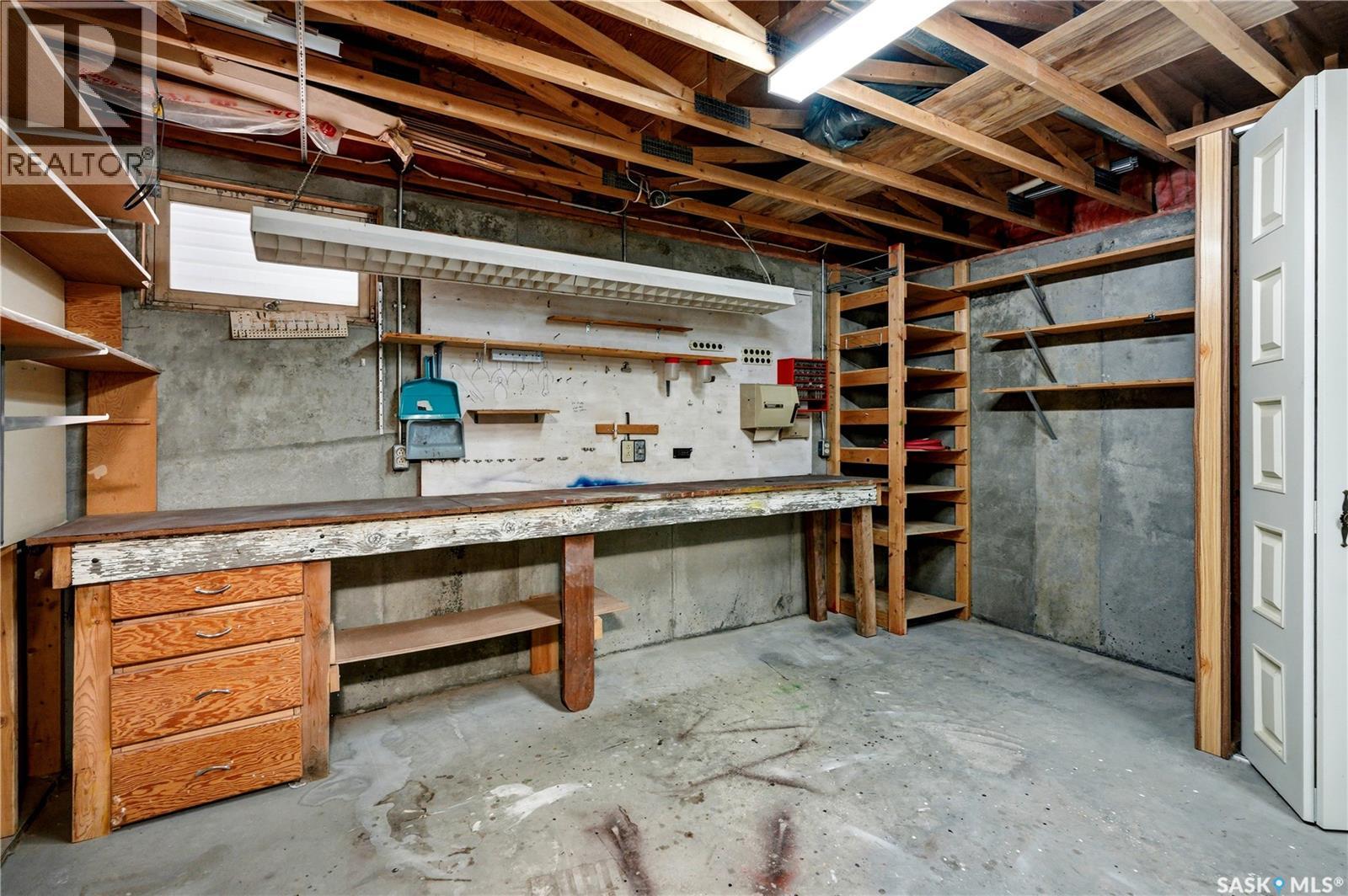 705 Main STREET - 40