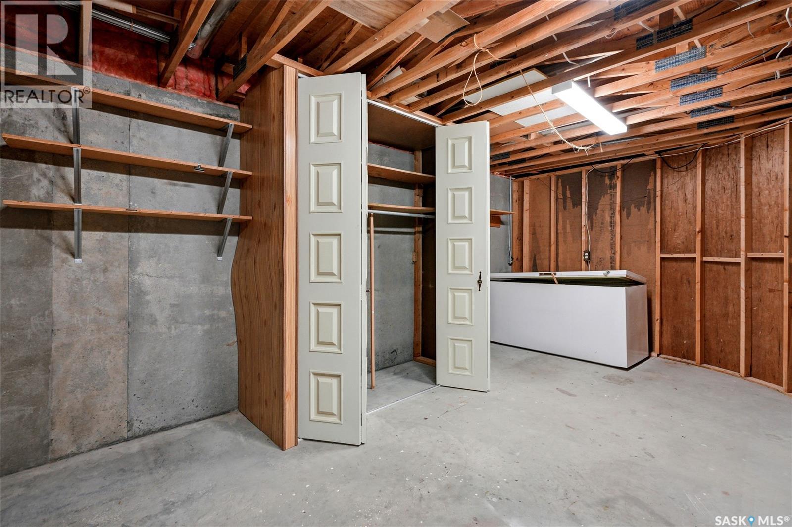 705 Main STREET - 41