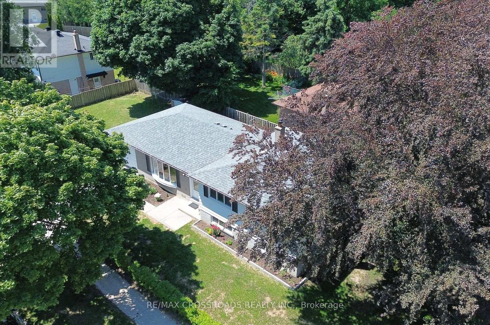10 GILLBANK CRESCENT S - Image 5