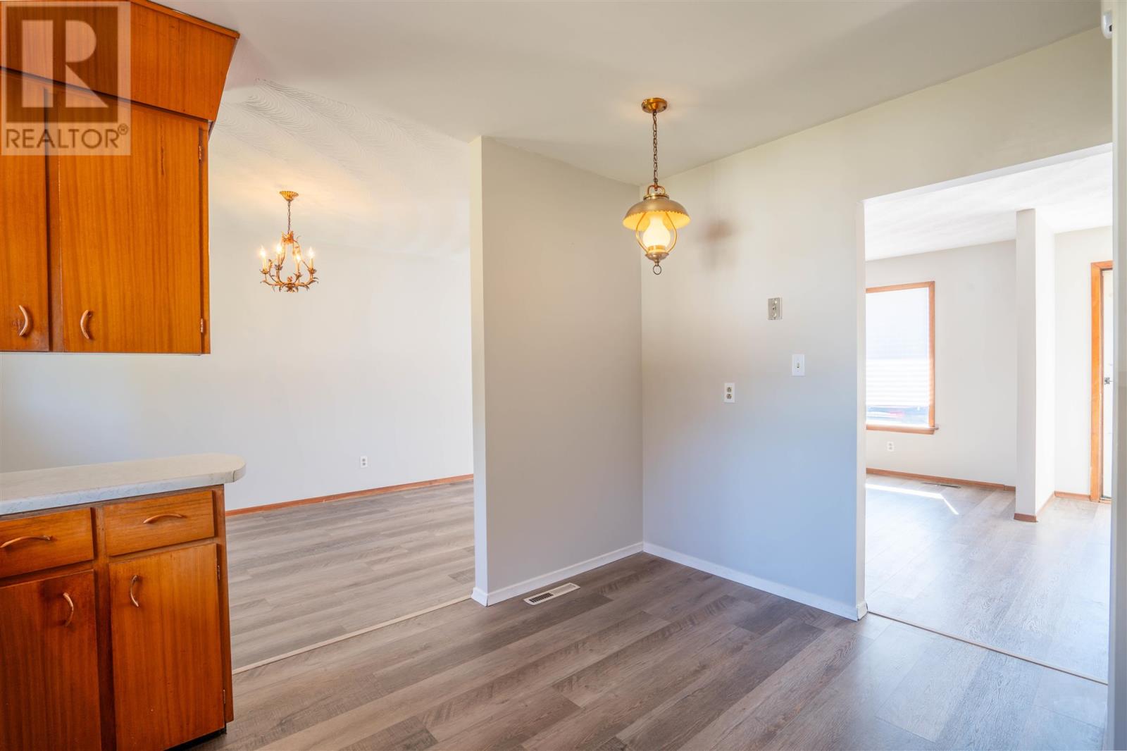 154 Chambers AVE - 11