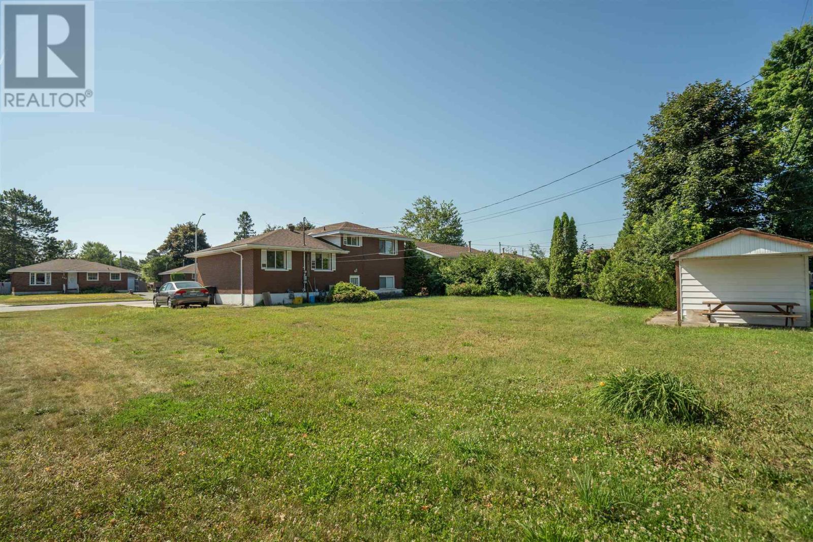 154 Chambers AVE - 29