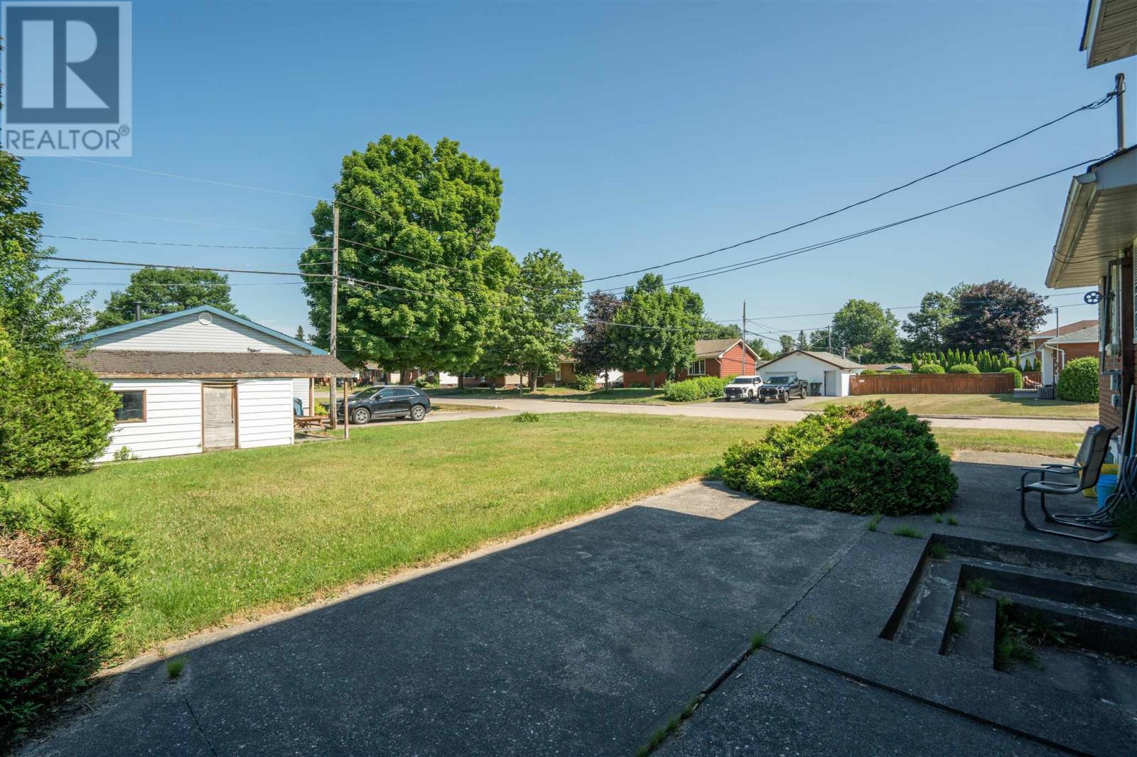 154 Chambers AVE - 30