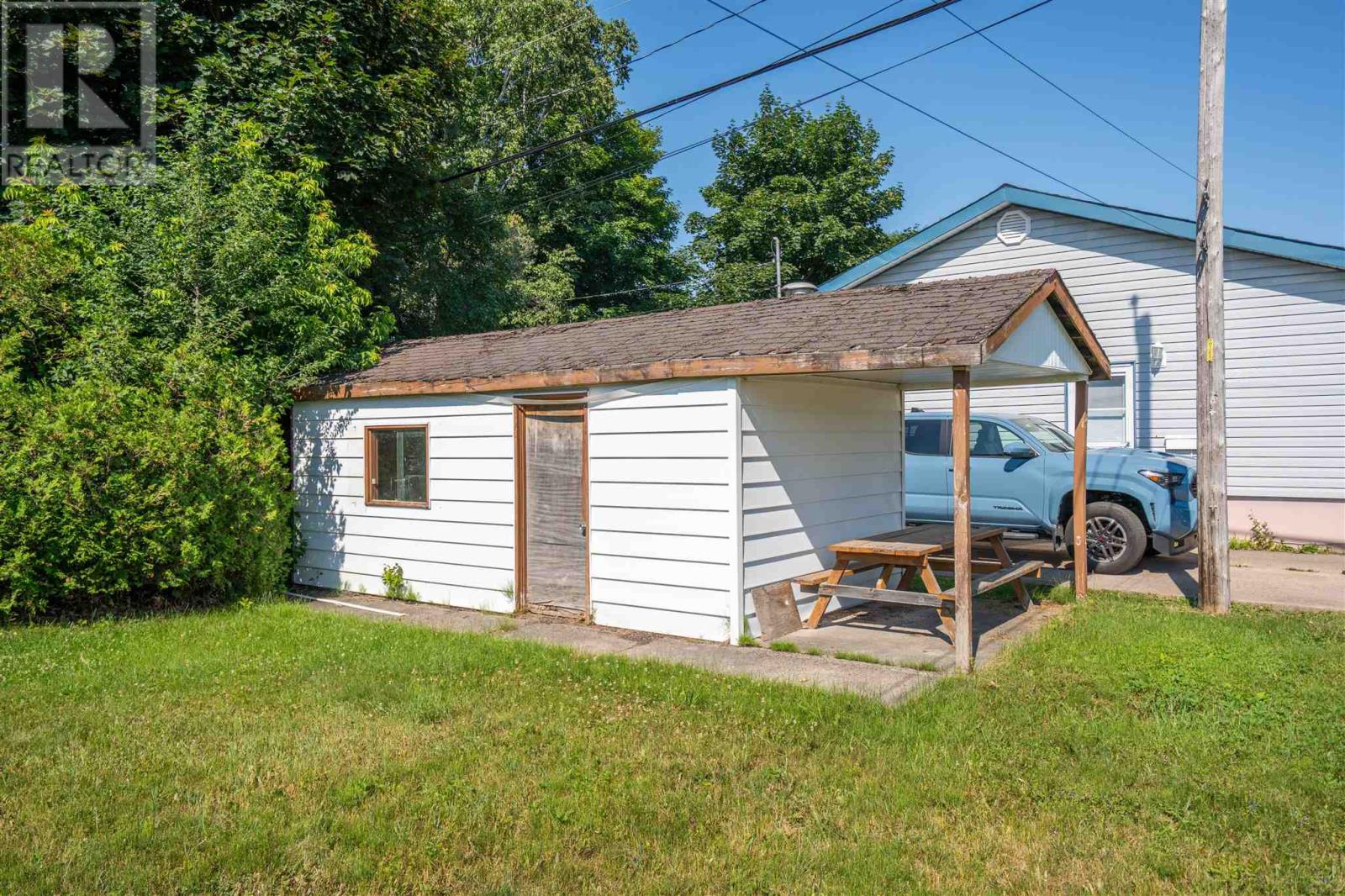 154 Chambers AVE - 31