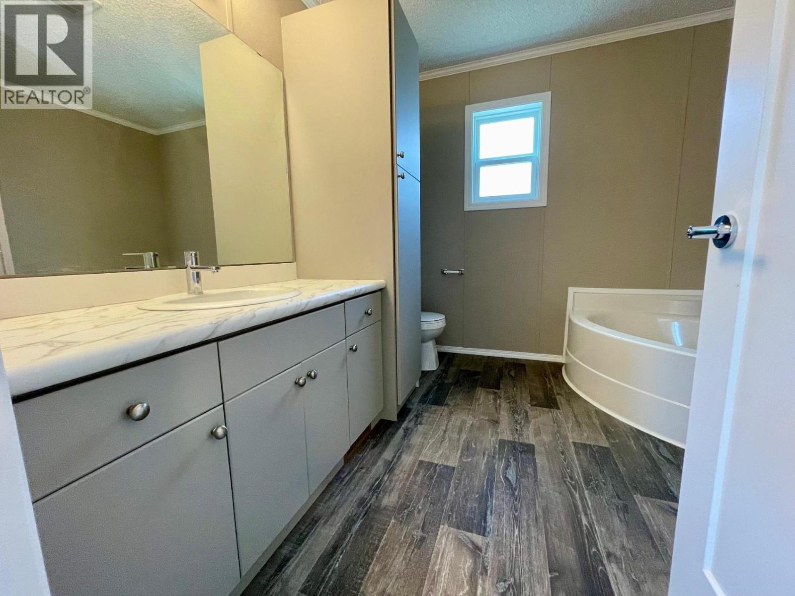#47 100 Aspen Drive - 13
