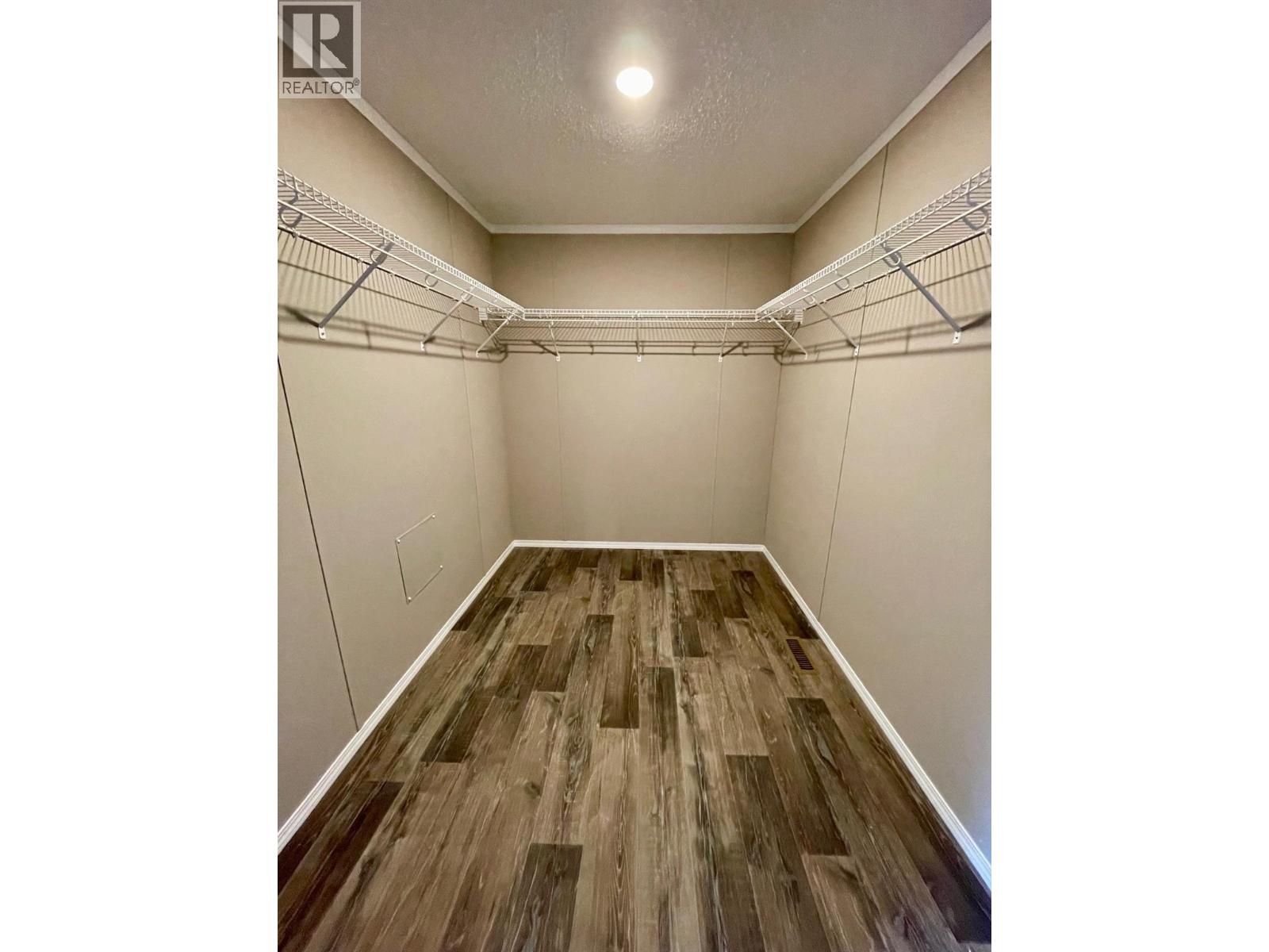 #47 100 Aspen Drive - 16