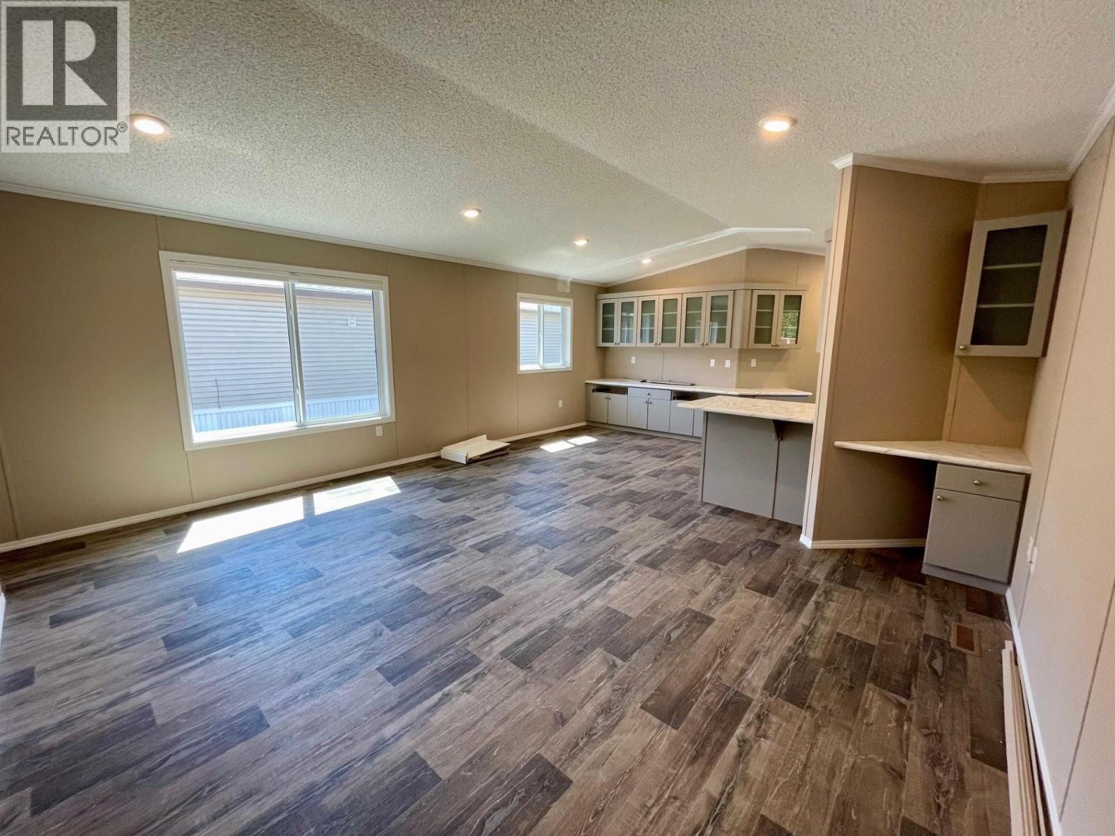 #47 100 Aspen Drive - 8