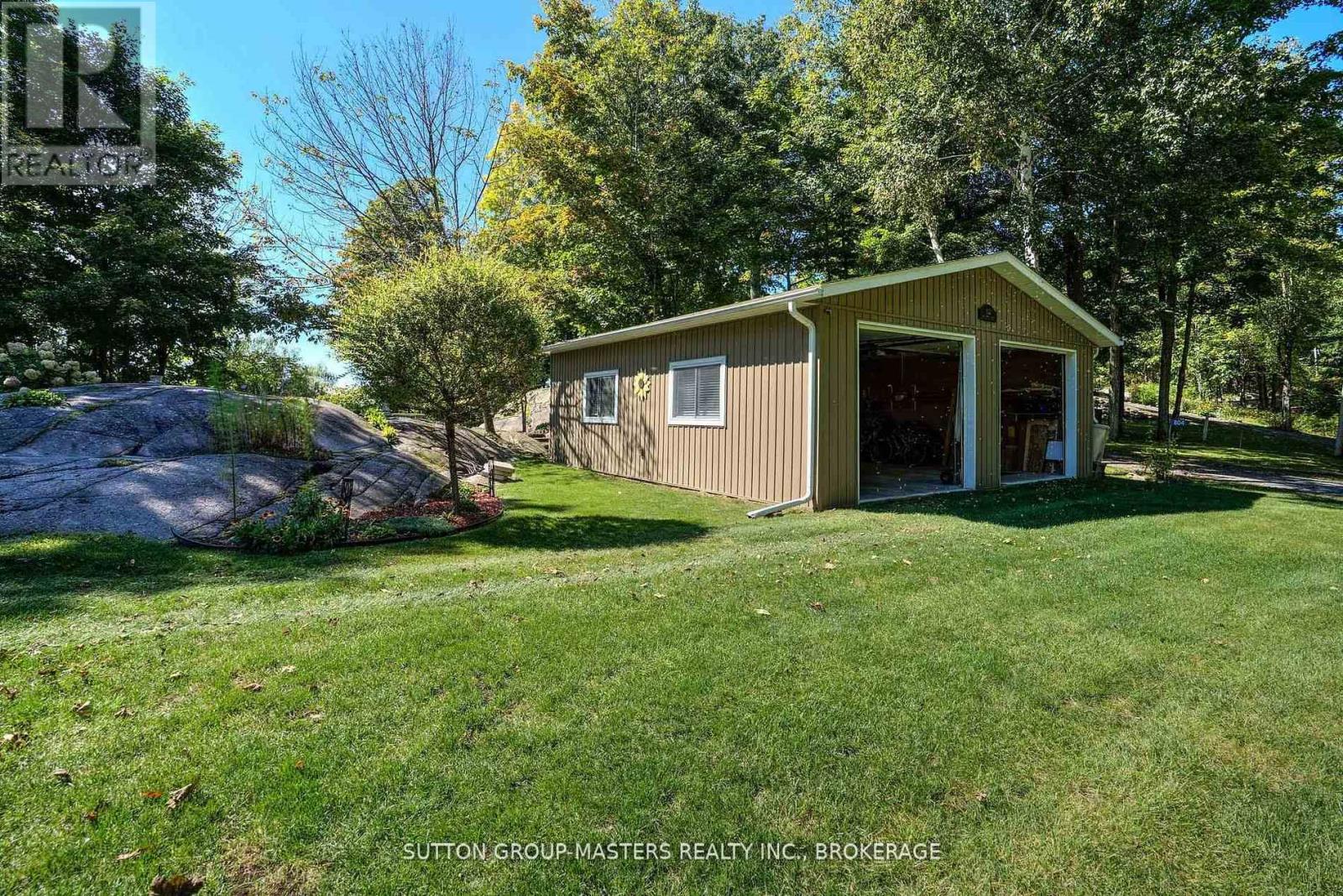 802 MAPLE ROCK LANE - 47