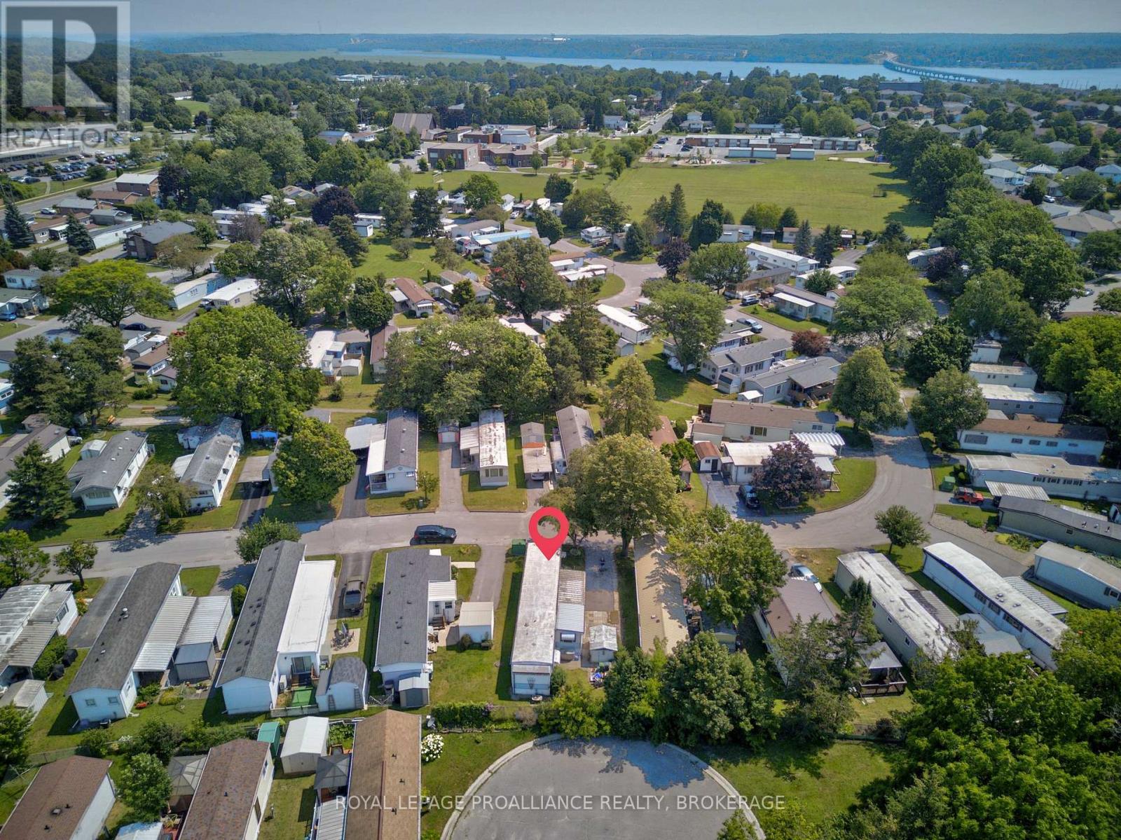 39 WORTHINGTON WAY - 23