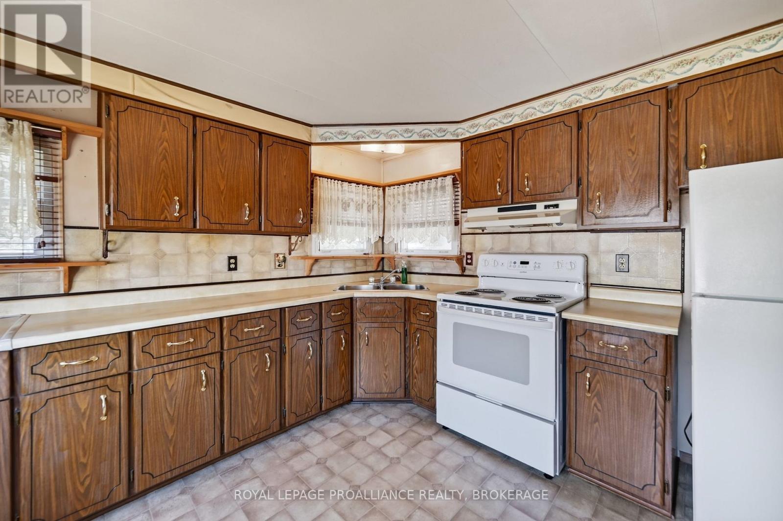 39 WORTHINGTON WAY - Image 9