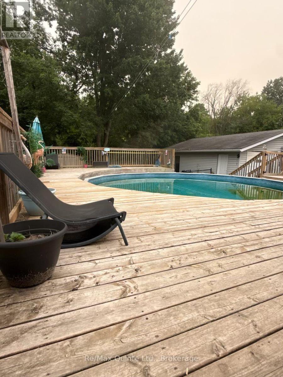 94 GRENVILLE PARK DRIVE - 18