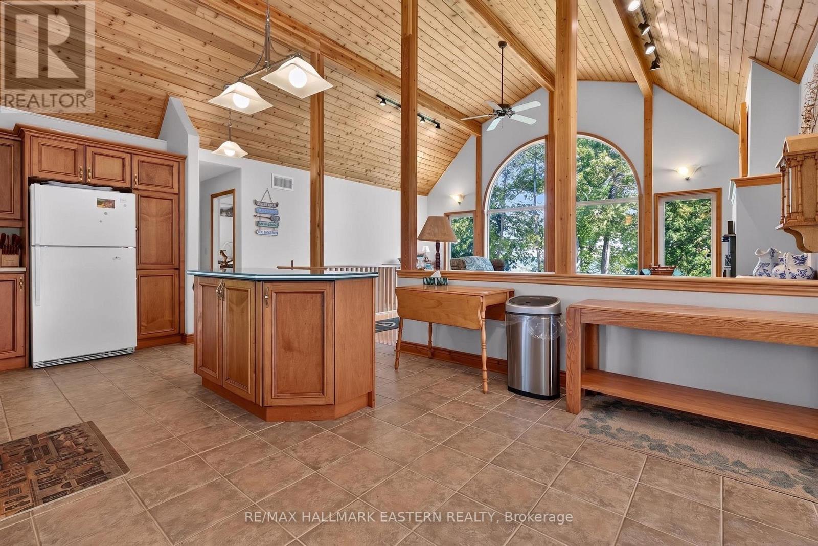 734 DUFFUS DRIVE - 23