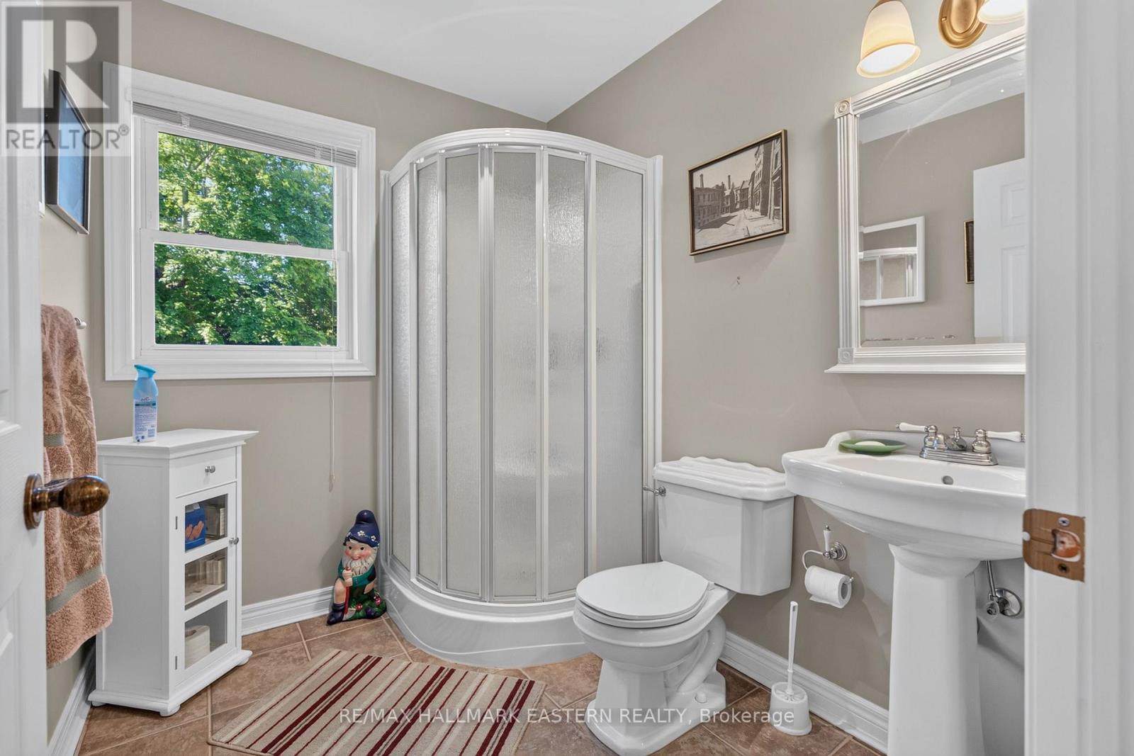 734 DUFFUS DRIVE - 29