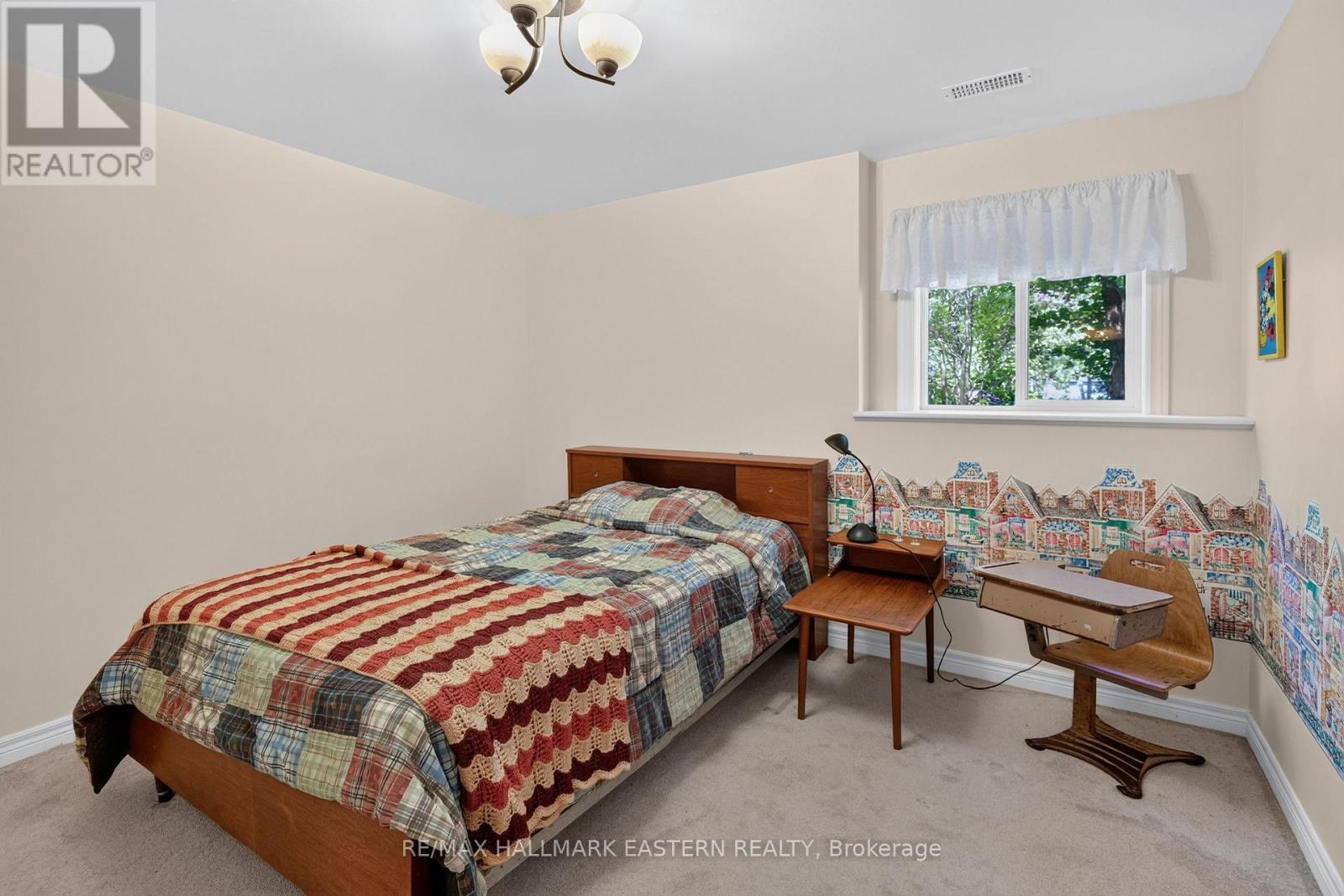 734 DUFFUS DRIVE - 38