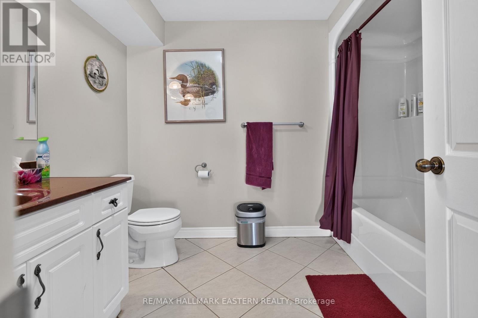 734 DUFFUS DRIVE - 41