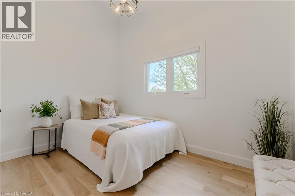 37 BARNES Avenue - 26