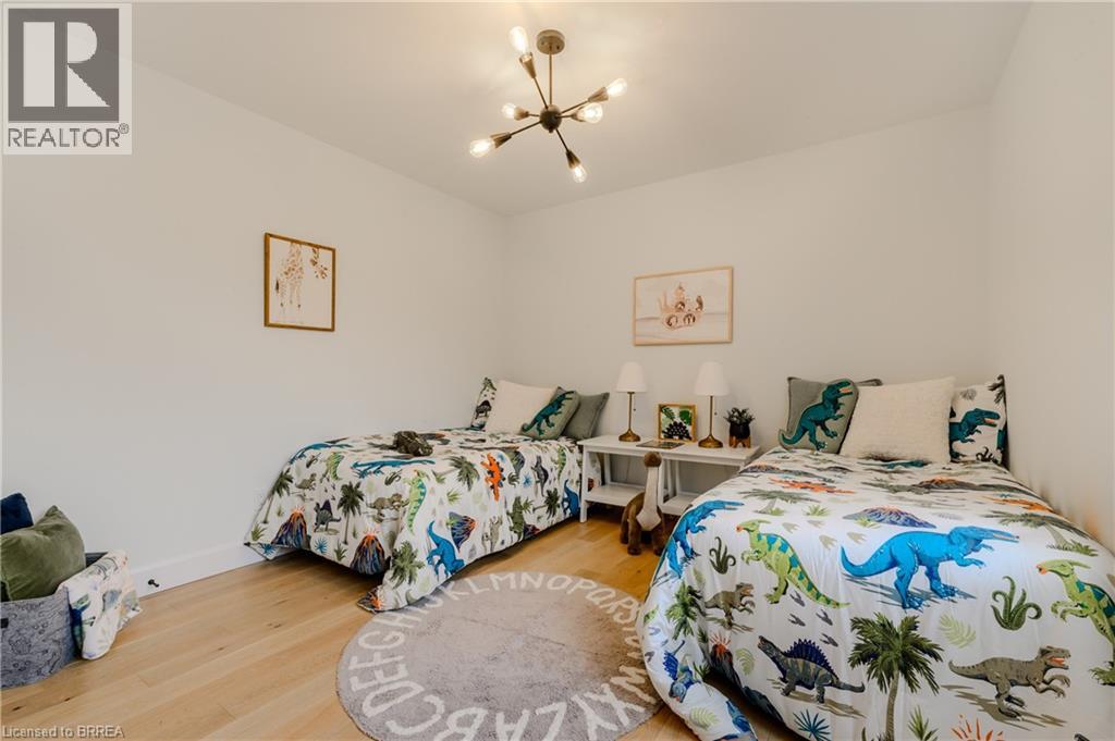37 BARNES Avenue - 27