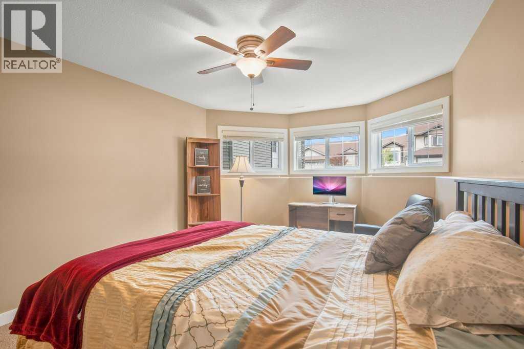 124 Vincent Close - 33