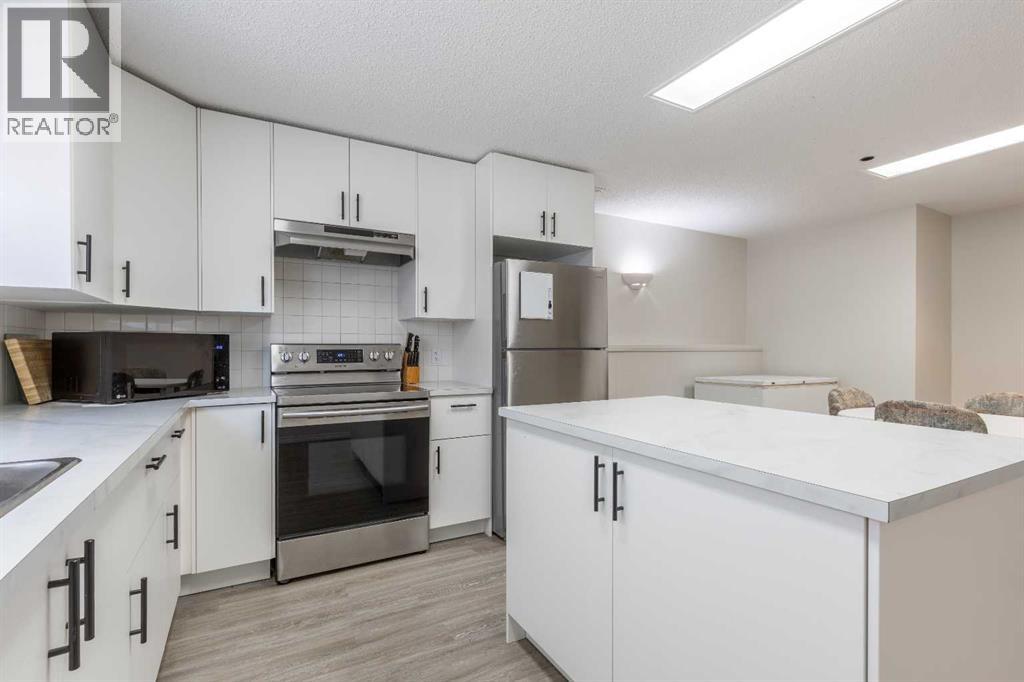 3806 20 Avenue S - 24