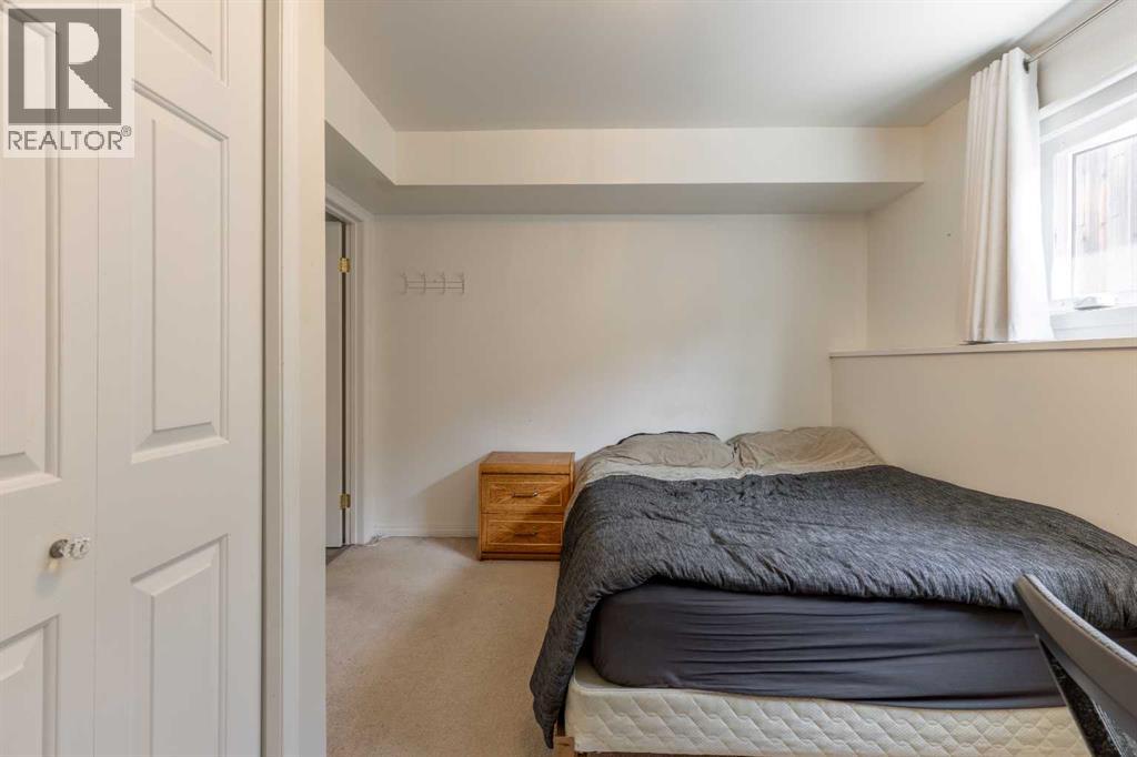 3806 20 Avenue S - 31