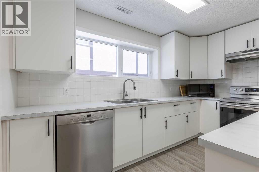 3806 20 Avenue S - 25