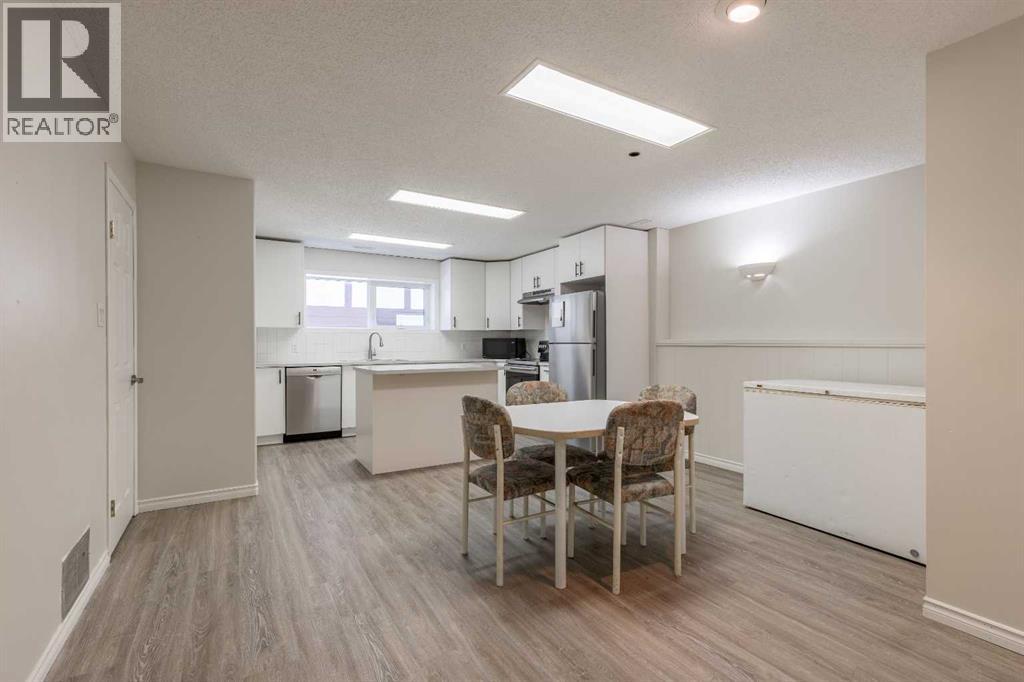 3806 20 Avenue S - 26