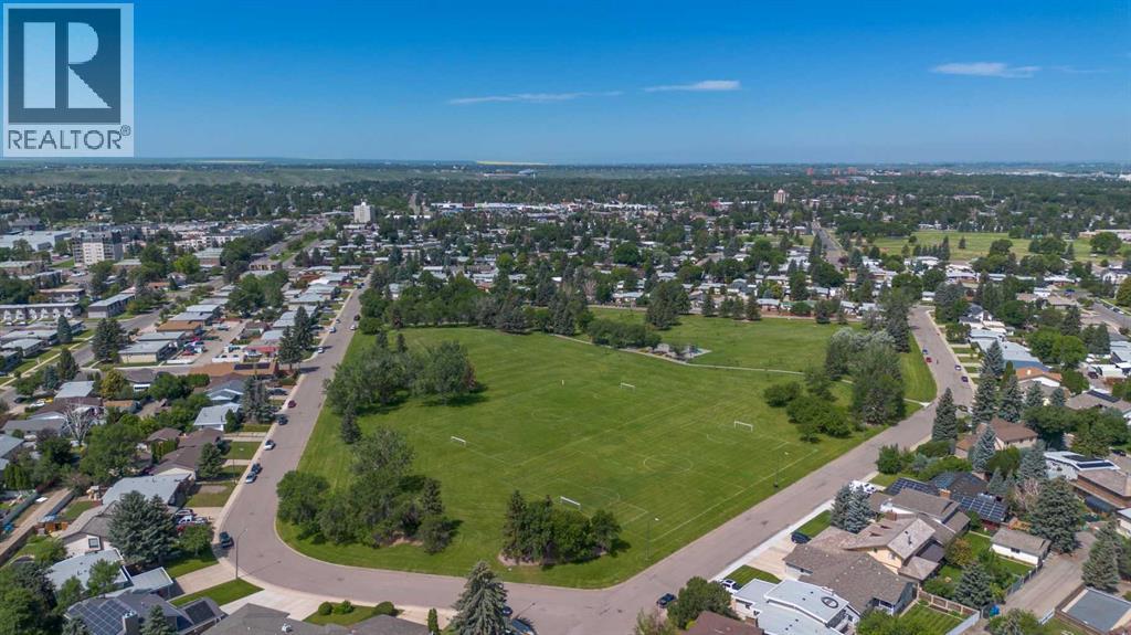 3806 20 Avenue S - 47
