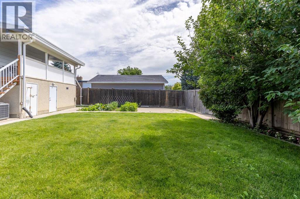 3806 20 Avenue S - 37
