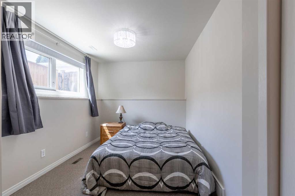 3806 20 Avenue S - 28