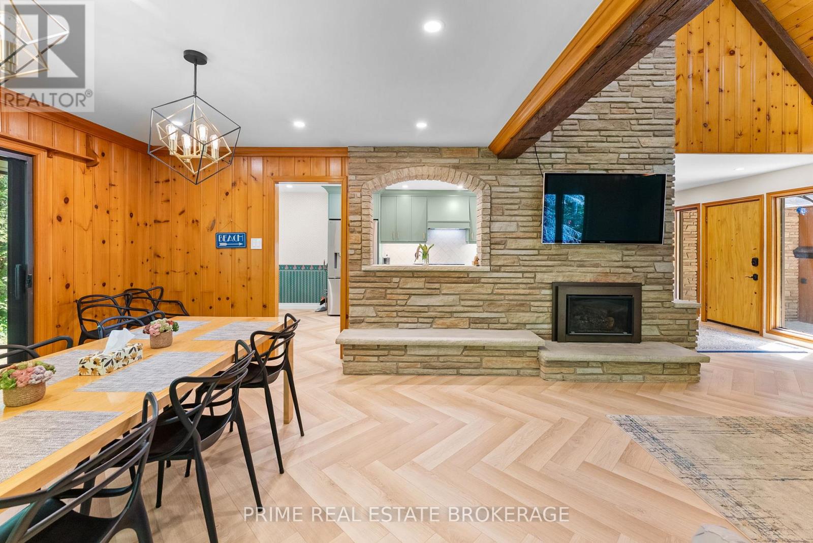 10392 GRAND OAKS DRIVE - 14