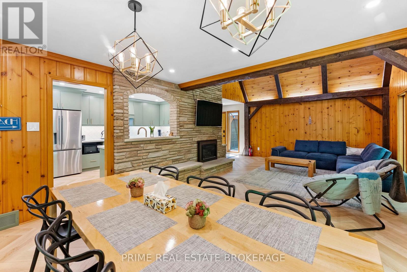 10392 GRAND OAKS DRIVE - 15