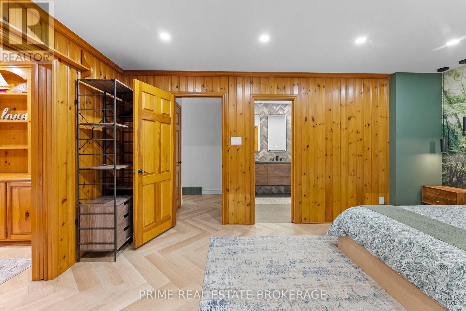 10392 GRAND OAKS DRIVE - 23