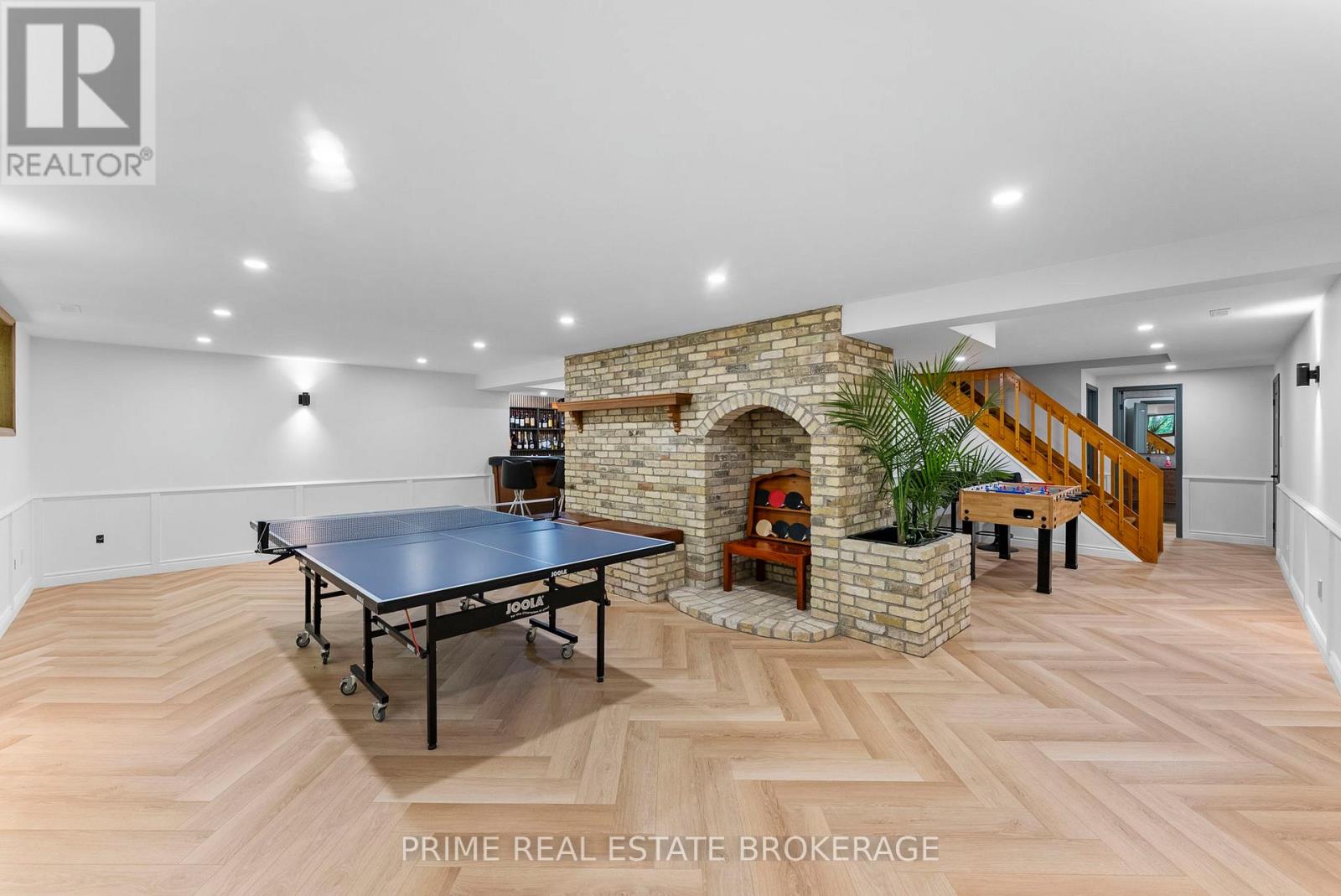 10392 GRAND OAKS DRIVE - 36