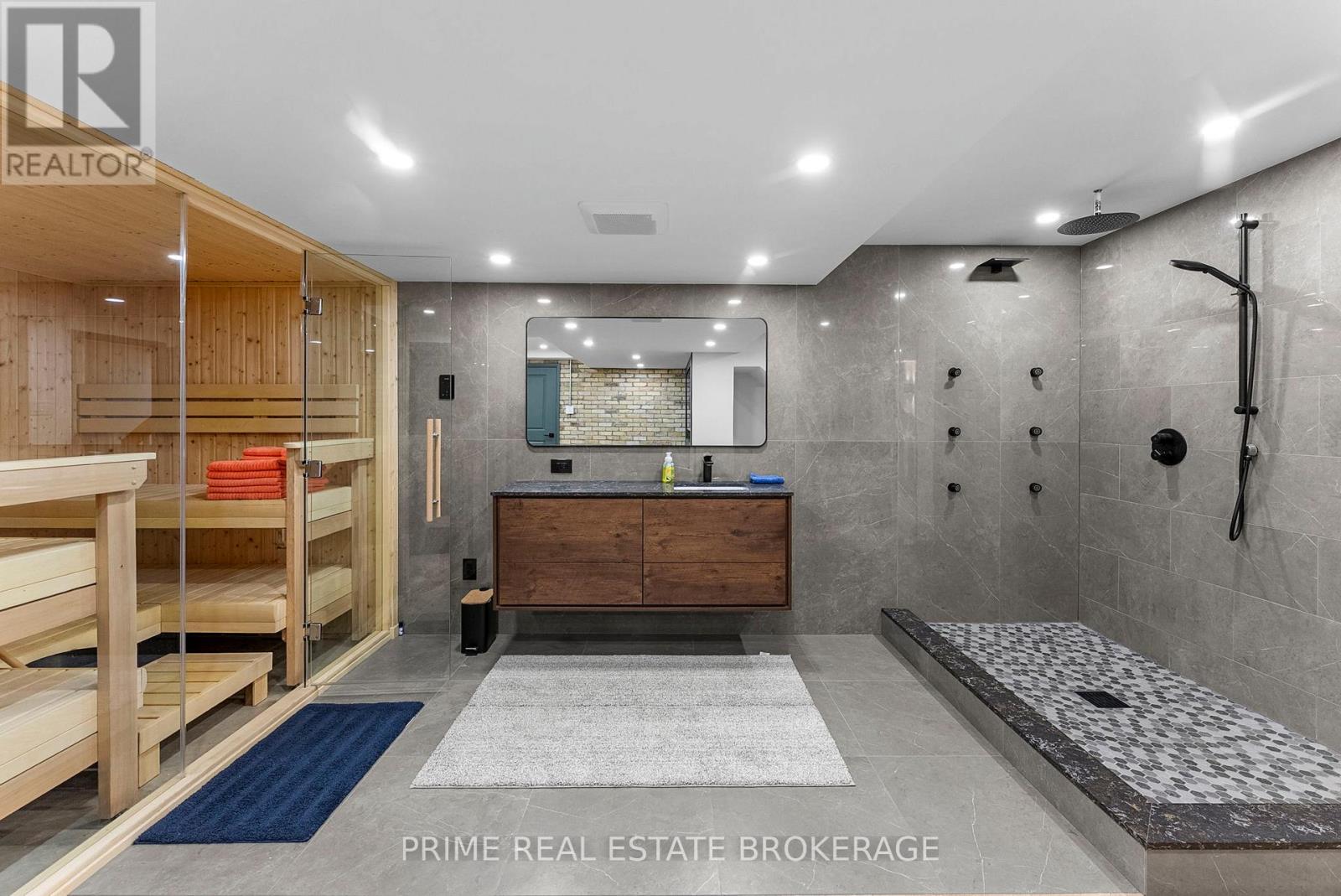 10392 GRAND OAKS DRIVE - 40