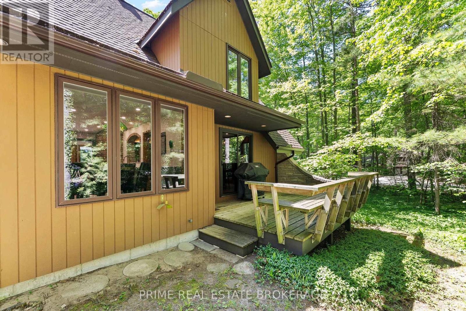 10392 GRAND OAKS DRIVE - Image 47