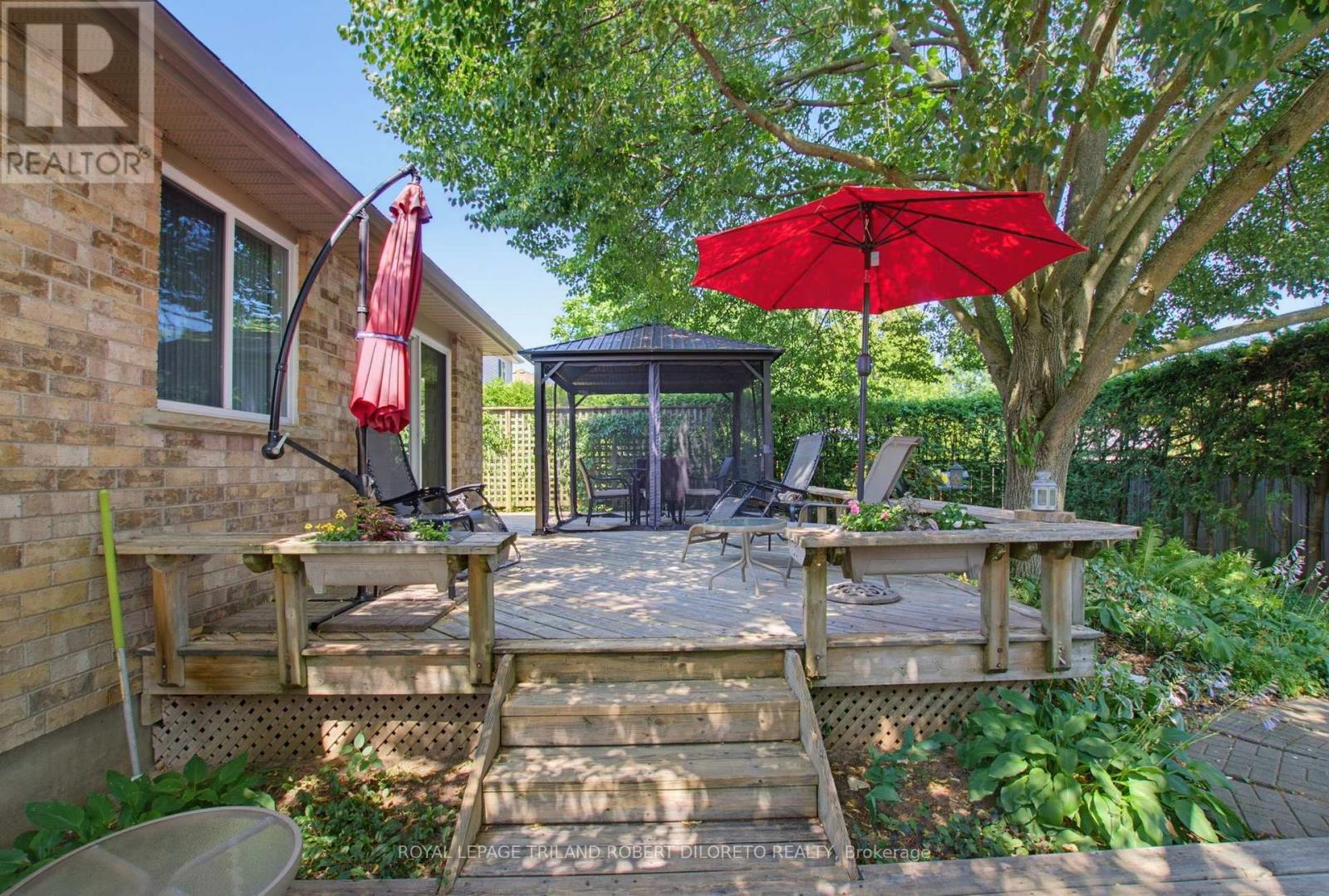 9989 OXBOW DRIVE - 35