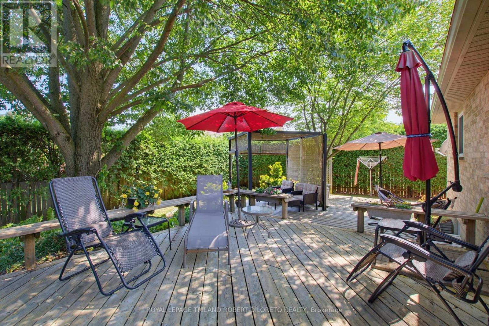 9989 OXBOW DRIVE - 36