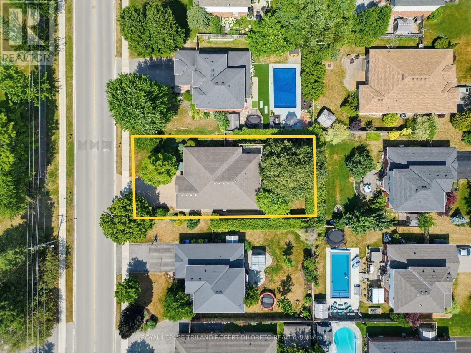 9989 OXBOW DRIVE - 38