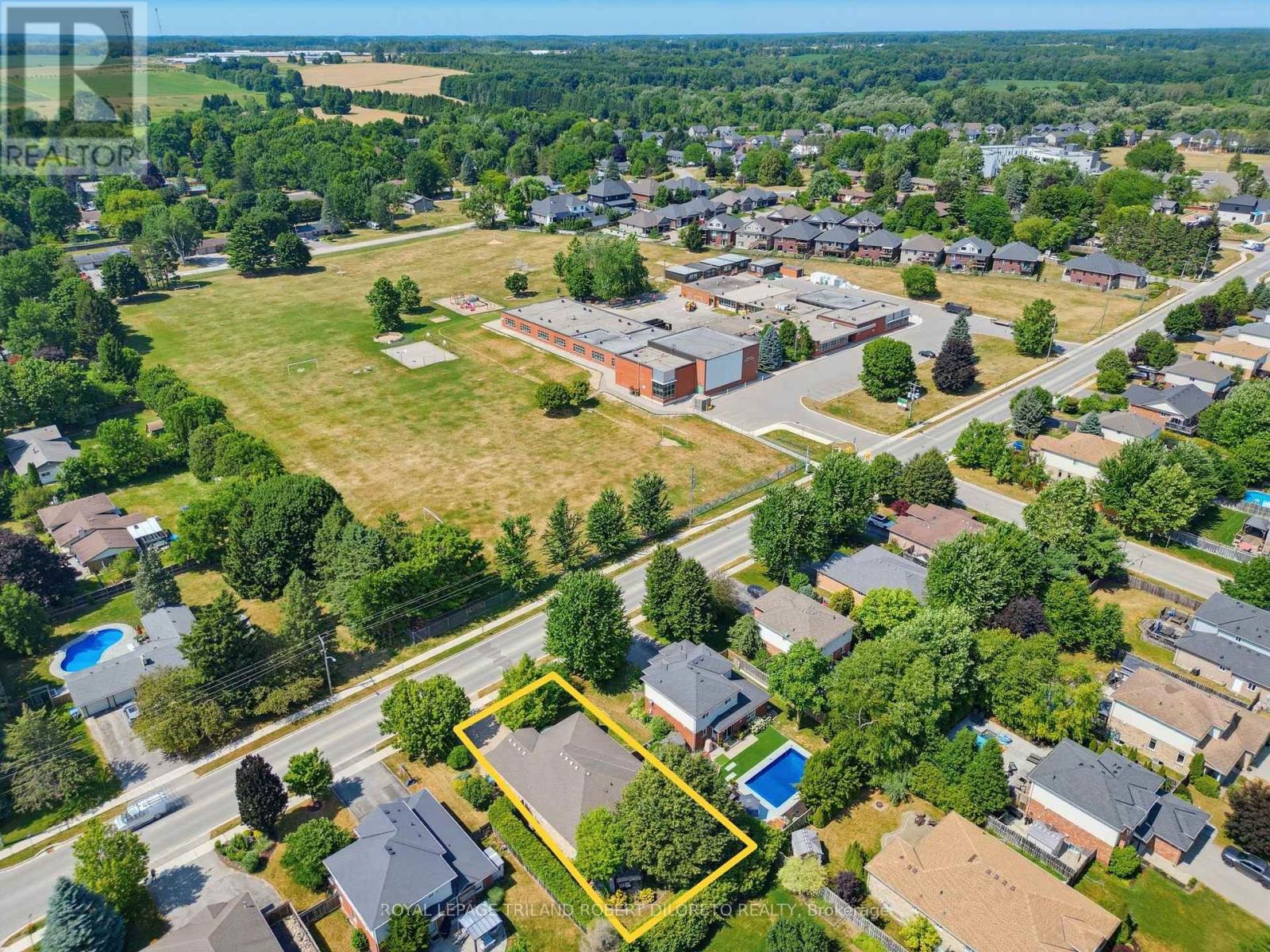 9989 OXBOW DRIVE - 39