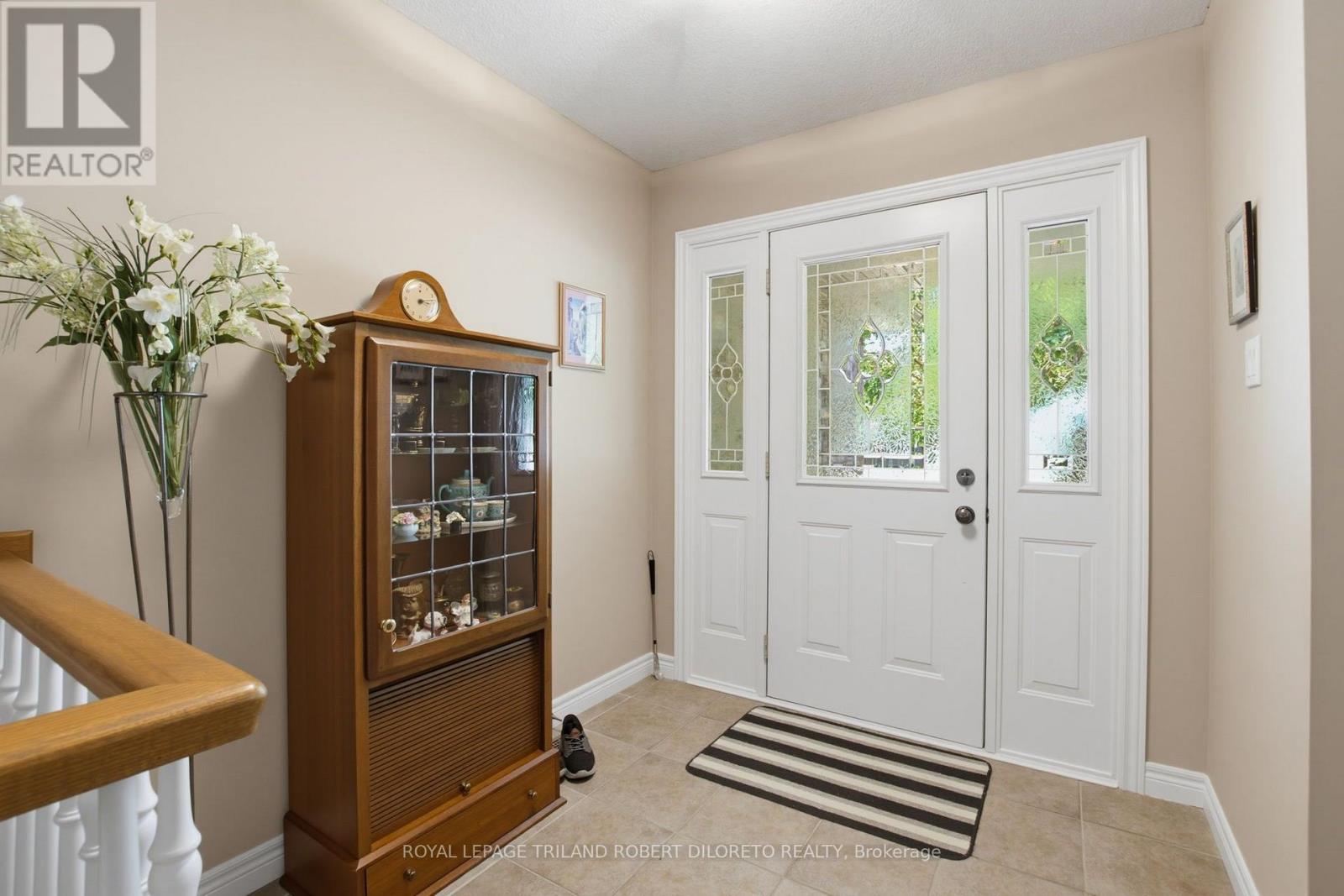 9989 OXBOW DRIVE - 4