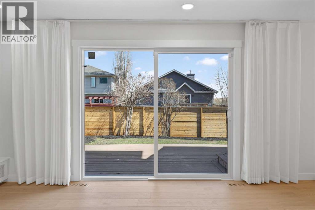 42 Sunvista Crescent SE - 21