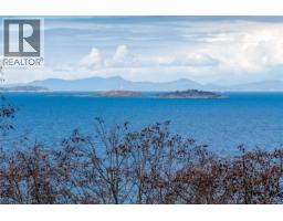 6210 Icarus Dr, Nanaimo, BC V9V1B8 Photo 19