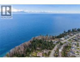 6210 Icarus Dr, Nanaimo, BC V9V1B8 Photo 31
